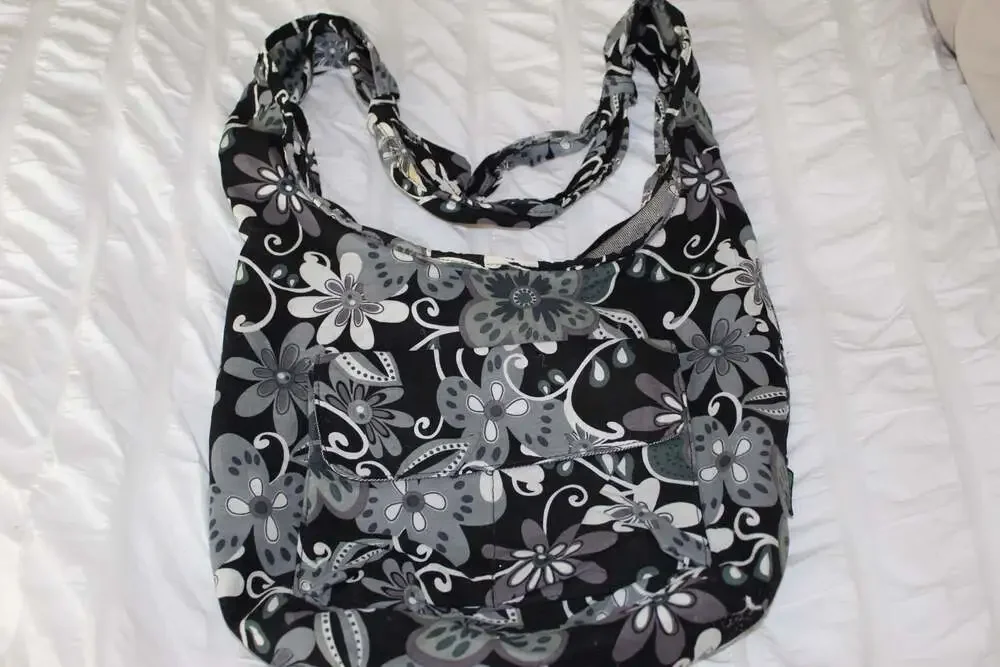 Ming's Bags Black and Grey Floral Print Canvas Hobo Shoulder Bag